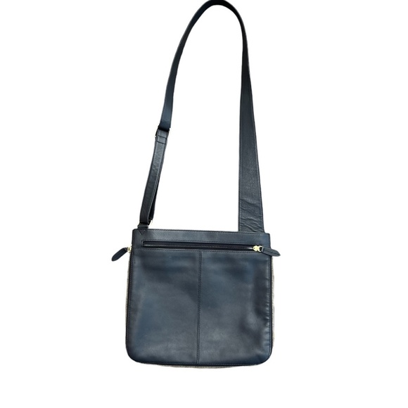 RADLEY London Large Pockets Leather Zip Around Crossbody, Black - Picture 6 of 10